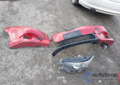 2017 Toyota Corolla Im z USA, uszkodzony, nr VIN JTNKARJE6HJ550244